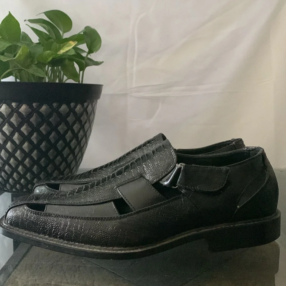 ANTONIO CERRELLI Mens Closed Toe Sandals